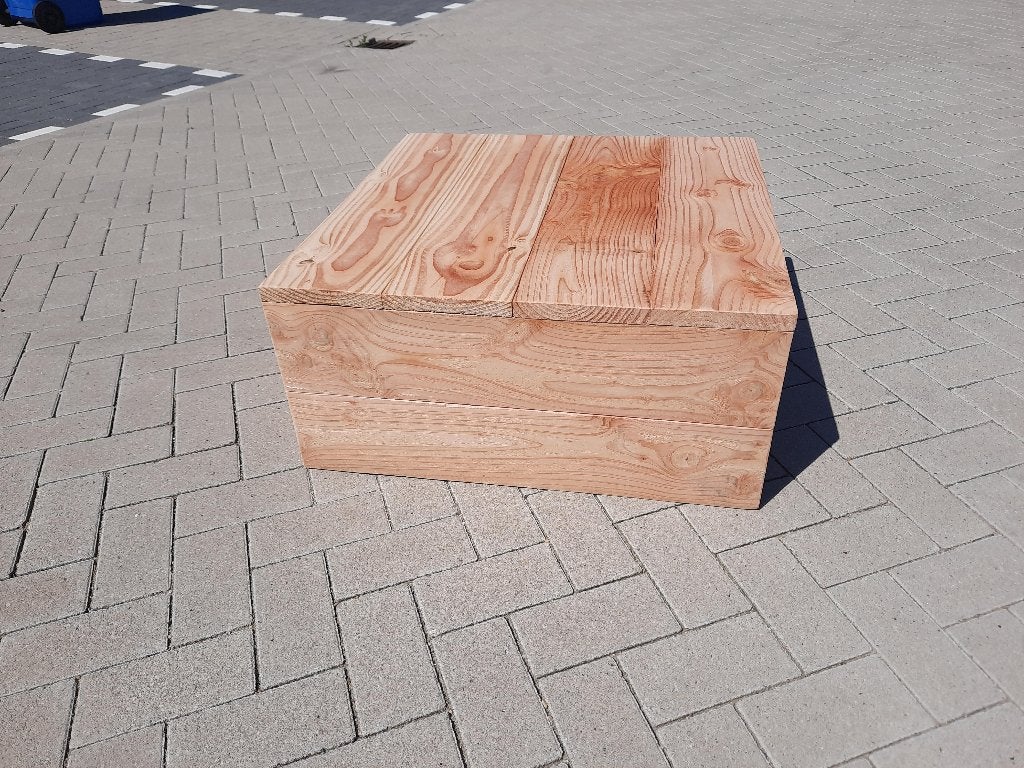 Lage tafel - Loungetafel van douglas hout - Opruiming €100, Bijzettafel, Nieuw, Ophalen of Verzenden, Loungeset
