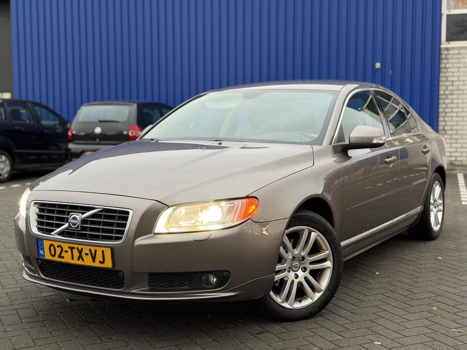 Volvo S80 3.2 Summum/Automaat/Clima/Cruise/Navi/Trekhaak, 238 pk, 1553 kg, Bedrijf, Euro 4