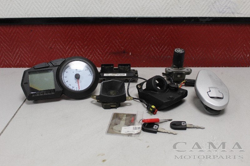 Slotenset + TELLERSET 21100KM Multistrada 1000 DS 2003-2004, Cama Motorparts, Gebruikt, Info@cama-motorparts.nl, P.J. Troelstraweg 8, MAASSLUIS 3144 CX, Zuid Holland, , Nederland