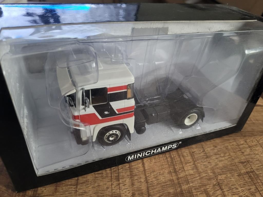 Scania super, Hobby en Vrije tijd, Modelauto's | 1:50, Overige merken, Nieuw, M, Bus of Vrachtwagen