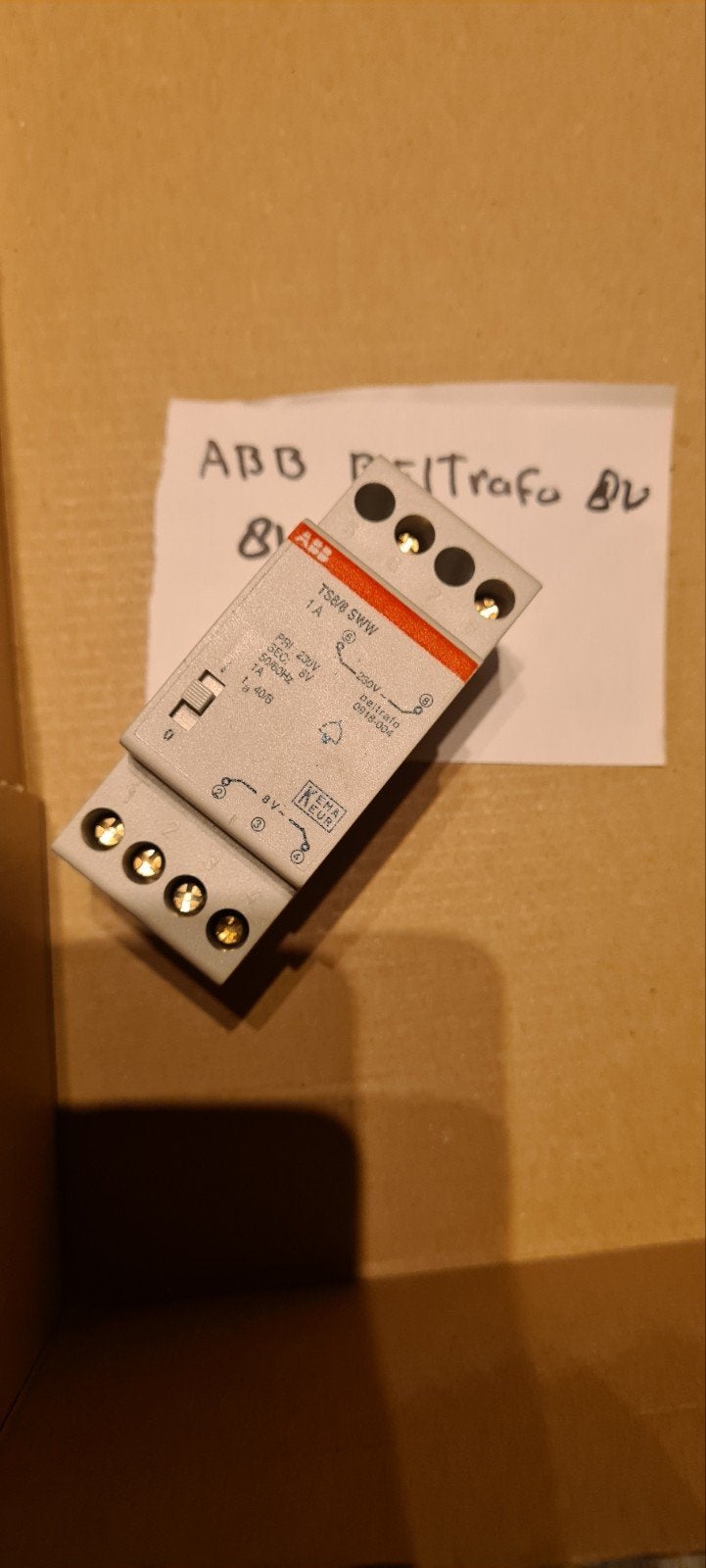 ABB Beltrafo 8V (1 Stuk) Zie foto's, Doe-het-zelf en Verbouw, Ophalen of Verzenden, Overige typen