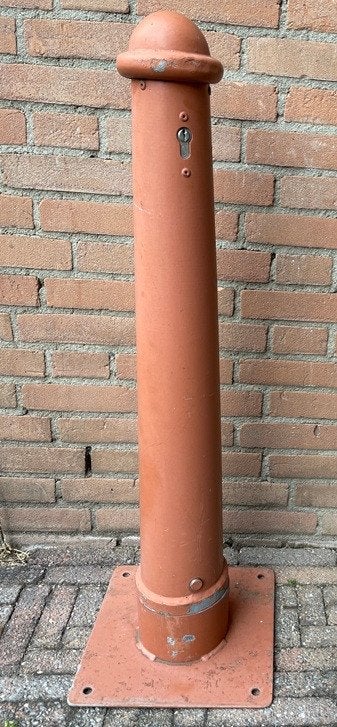 Metalen paal 93cm met voetplaat 30x30cm, Tuin en Terras, Palen, Balken en Planken, Ophalen, Gebruikt, Minder dan 180 cm, Palen