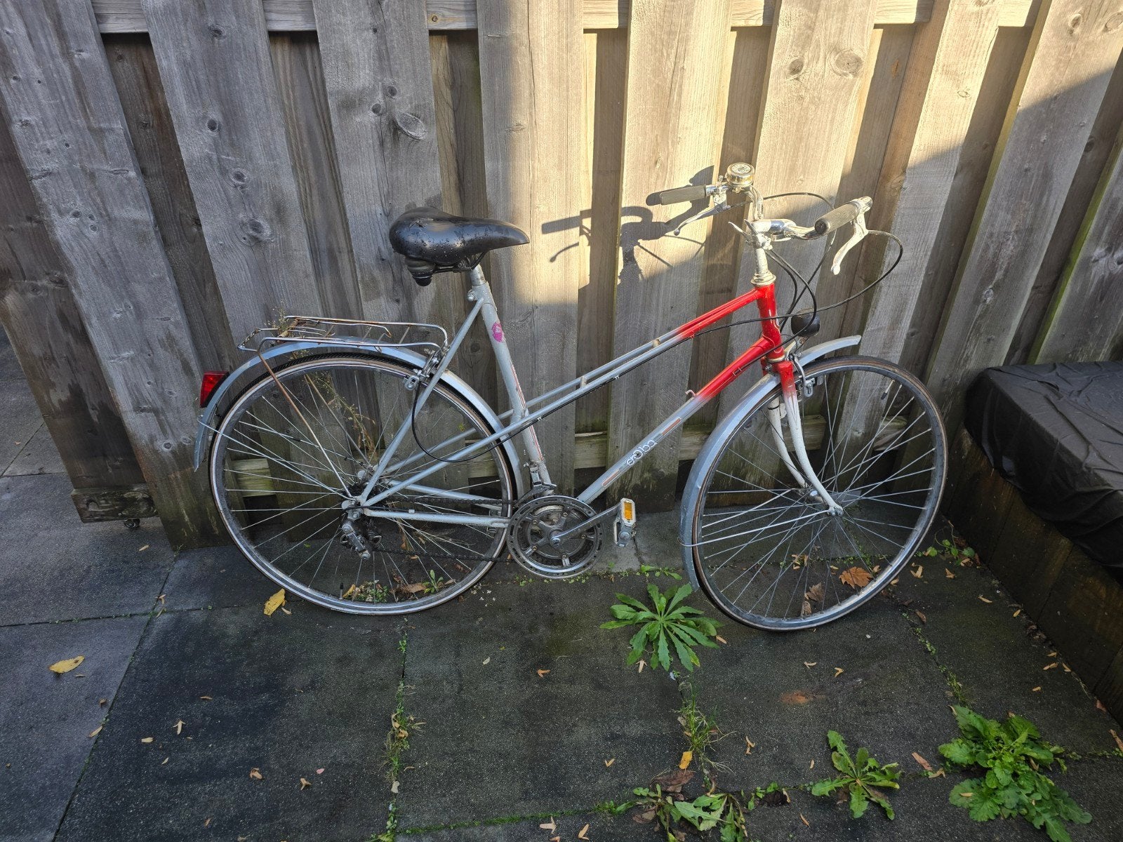 Stads Racefiets - Gebruikt met kleine slag in achterwiel, Fietsen en Brommers, Gebruikt, 10 tot 15 versnellingen, Velgrem, Aluminium