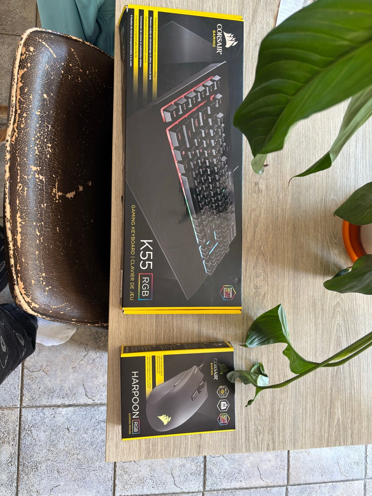 Corsair K55 RGB Gaming Toetsenbord en Harpoon RGB Muis Set, Ophalen, Rechtshandig, Muis, Gebruikt