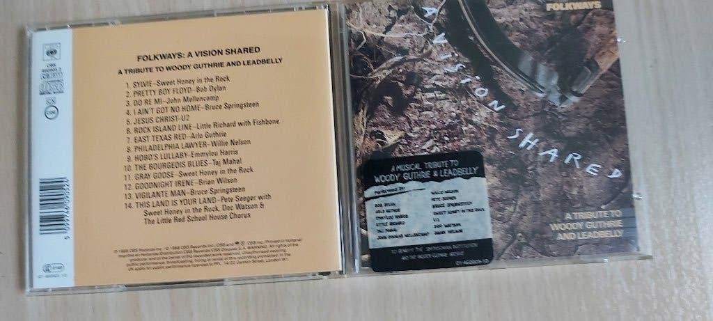 A Vision Shared Trib. Woody Guthrie CD(Bob Dylan B Springst, Cd's en Dvd's, Pop, Ophalen of Verzenden, Zo goed als nieuw, Album