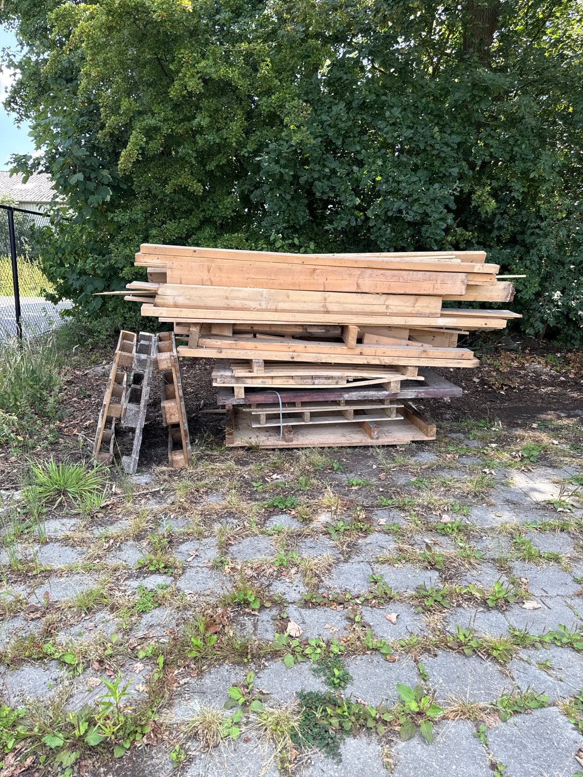 Gratis!!! Diverse partij hout: balken, planken en pallets, Gebruikt, Ophalen of Verzenden, Balk, Overige houtsoorten