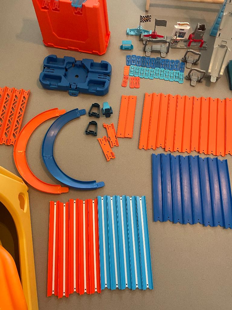 Hot Wheels - uitgebreide set, Ophalen, Racebaan, Zo goed als nieuw, Hot Wheels
