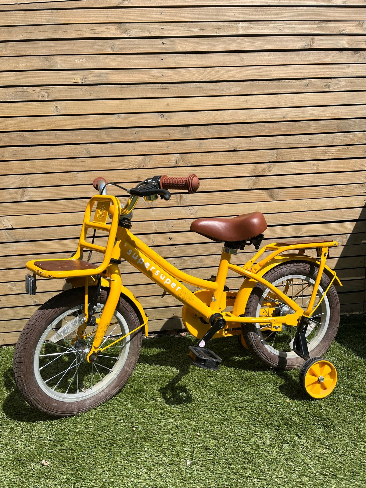 Supersuper kinderfiets 12 inch met zijwieltjes - Geel, Ophalen, Gebruikt, Minder dan 16 inch, Zijwieltjes