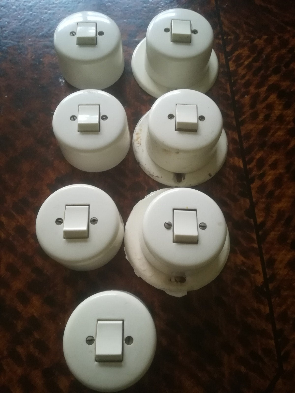 Vintage ronde opbouw lichtschakelaars, Ophalen of Verzenden, Gebruikt, Overige merken, Schakelaar