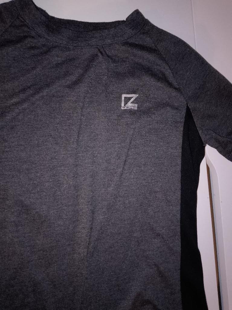 Donkergrijs Zeeman Sportshirt- Maat 158/164, Kinderen en Baby's, Kinderkleding | Maat 158, Zeeman, Sport- of Zwemkleding, Ophalen of Verzenden