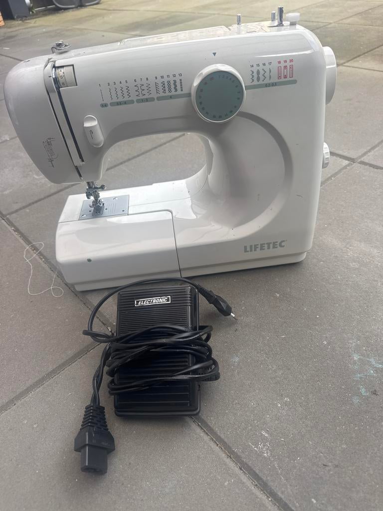 Lifetec LT8709 naaimachine, Ophalen of Verzenden, Gebruikt, Naaimachine, Overige merken