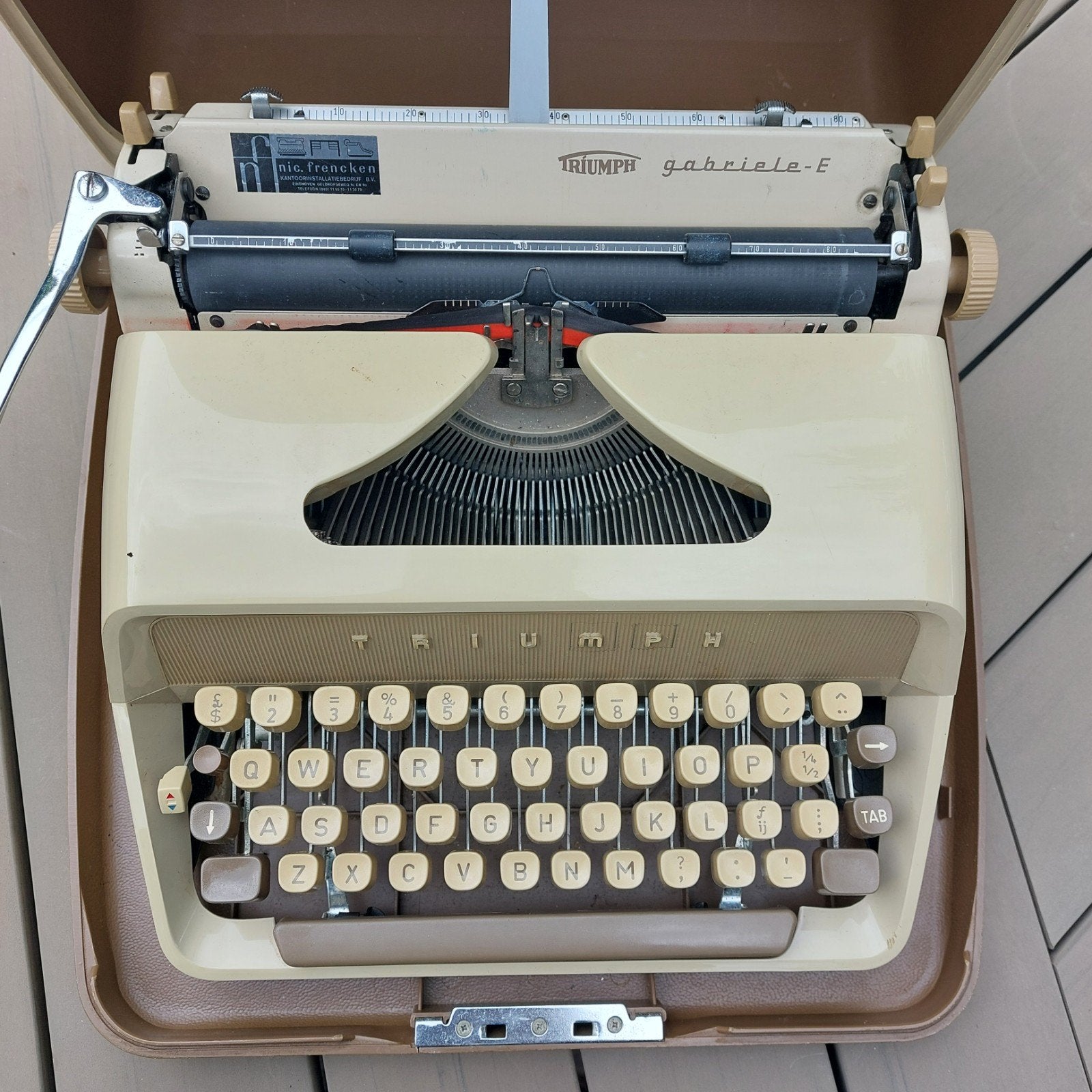 Triumph Gabiele-E typemachine, Diversen, Ophalen, Gebruikt