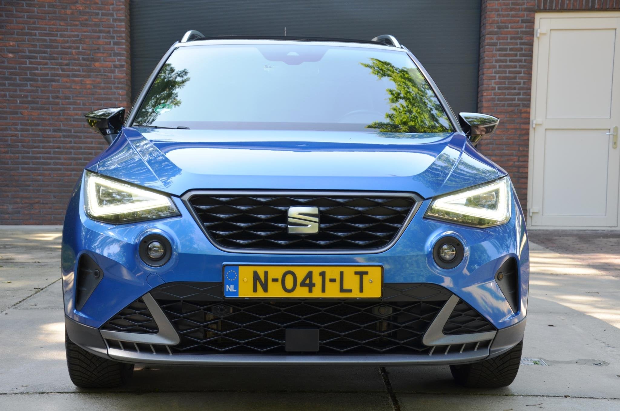 SEAT Arona 1.0 TSI FR Business Intense Navi/Pdc/Ecc/Led/Stoe, Auto's, Gebruikt, 95 pk, Blauw, Alcantara