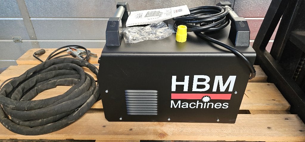 HBM CUT 60 Plasmasnijder met Compressor 230 Volt - Zwart, Doe-het-zelf en Verbouw, Ophalen of Verzenden, Zo goed als nieuw, Minder dan 150 ampère