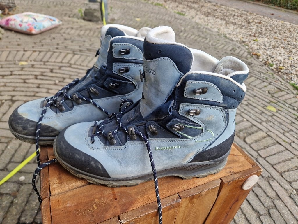 Lowa Mauria Evo LL Ws wandelschoen maat 8,5 zgan, Ophalen of Verzenden, Zo goed als nieuw, Schoenen