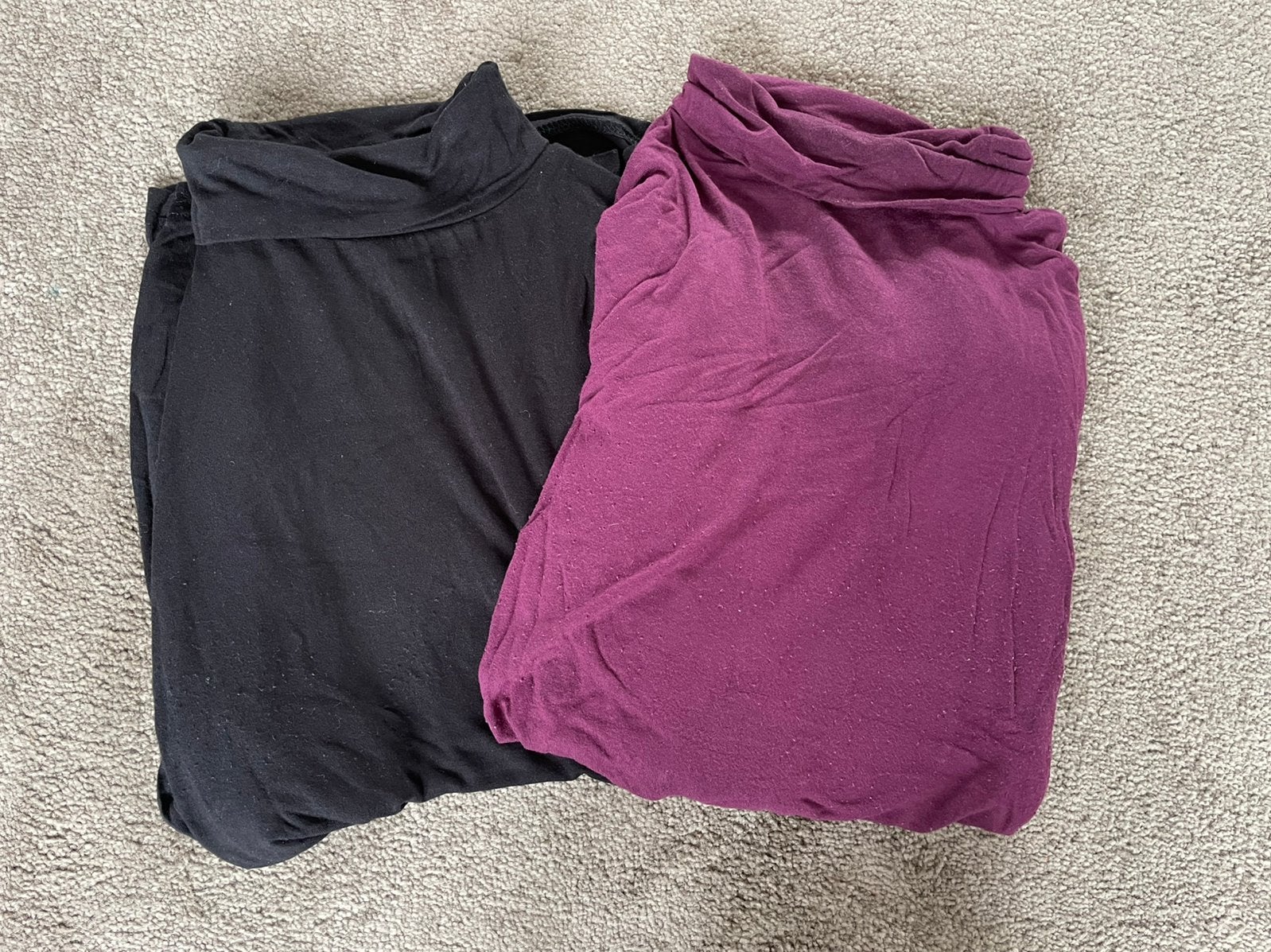 2x zwangerschaps shirt lange mouwen en col Zwart/Paars 36, Zwart, Maat 36 (S), Gedragen, Shirt of Top