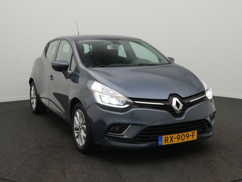 Renault Clio TCe 90 Intens - RIJKLAARPRIJS - Uniek Lage Kilo, Voorwielaandrijving, Automatische klimaatregeling, Gebruikt, 49 €/maand