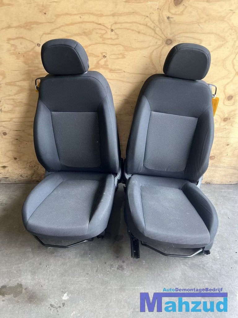 OPEL CORSA D 3 DEURS Interieur stoel bank 2005-2014, Auto-onderdelen, Gebruikt, Opel Automobile GmbH, Ophalen of Verzenden, Kontakt@opel-infoservice.de
