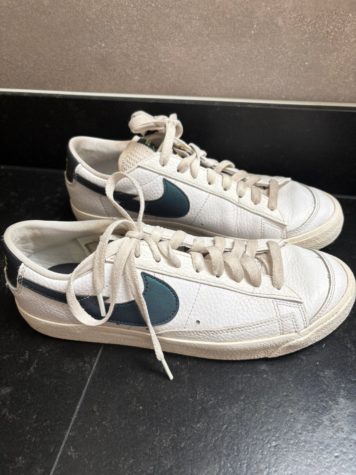 Nike sneakers, Kleding | Heren, Schoenen, Ophalen, Gedragen