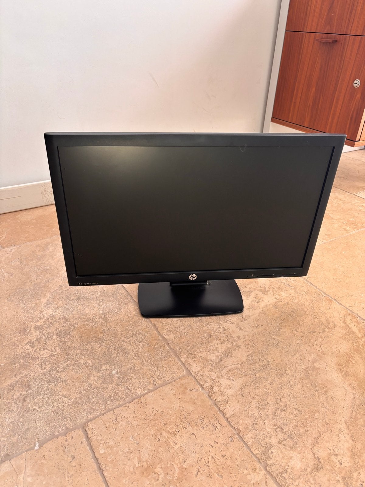 HP Compaq LE2202x Monitor - 21.5 inch LCD scherm, Ophalen, Gebruikt, Kantelbaar, Full HD