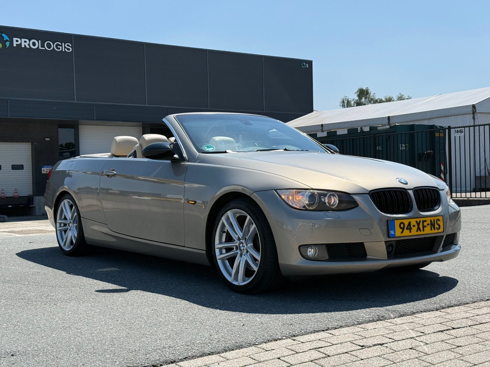 BMW 325 Cabrio Automaat NAP APK Nieuwe Injectoren 11 Cruise, Auto's, Achterwielaandrijving, 4 stoelen, 2996 cc, Bruin