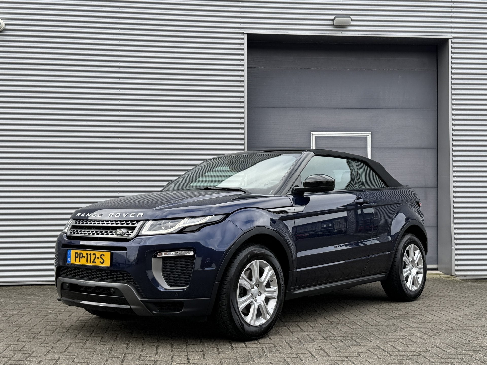 Land Rover Range Rover Evoque Convertible 2.0 TD4 HSE Dynami, Automaat, 2005 kg, Gebruikt, Leder