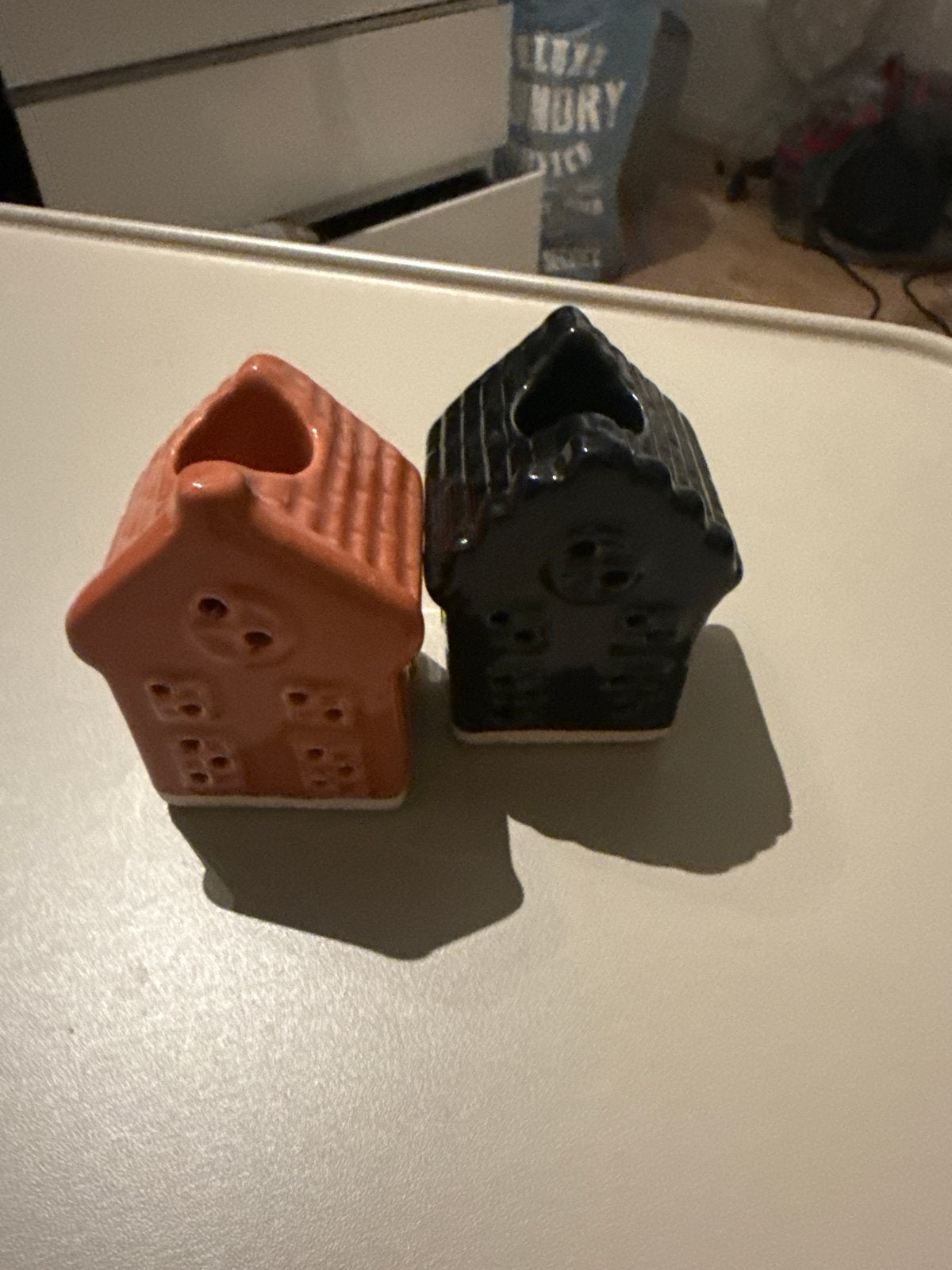 Set van 2 huisjes waxinelichthouders - oranje en zwart, Overige stijlen, Ophalen of Verzenden, Zo goed als nieuw, Oranje