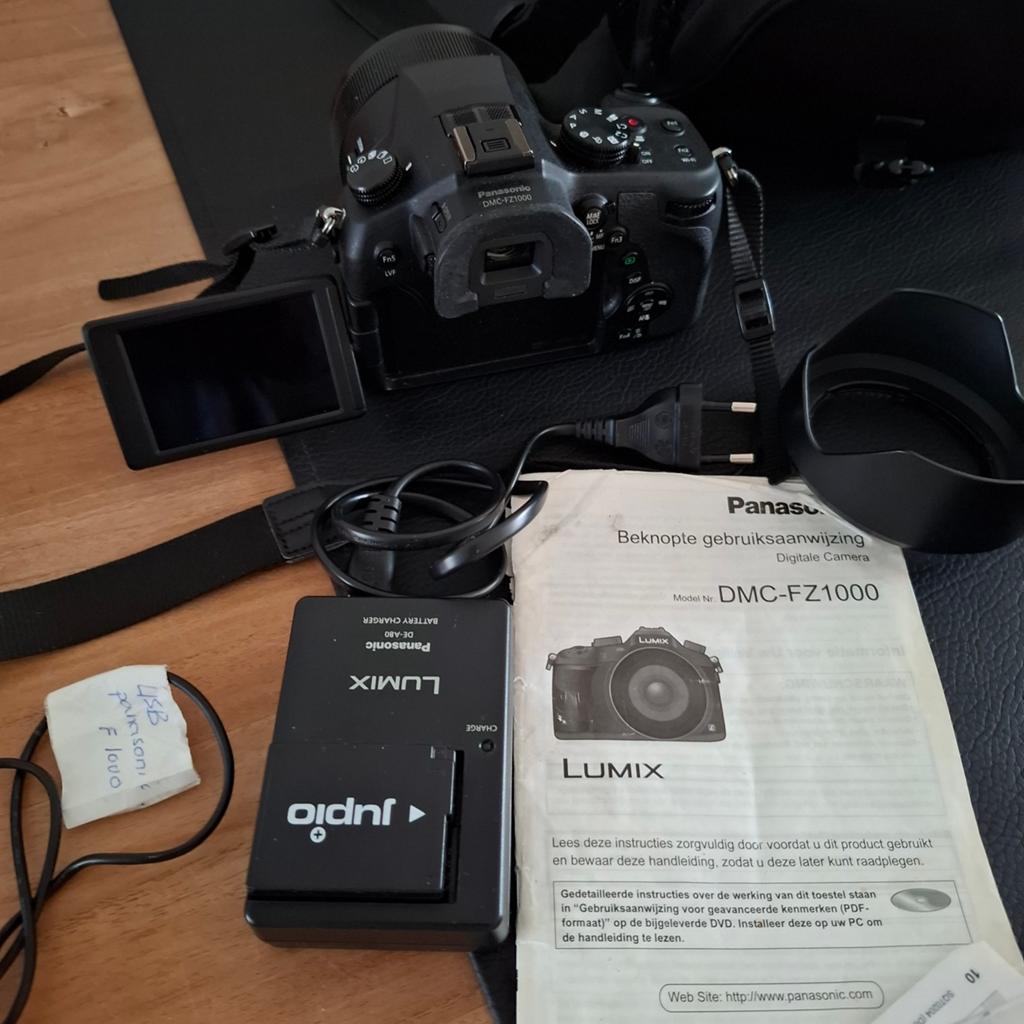Panasonic Lumix DMC-FZ1000 met extra's en UV filter, Ophalen, Compact, Zo goed als nieuw, Overige Merken