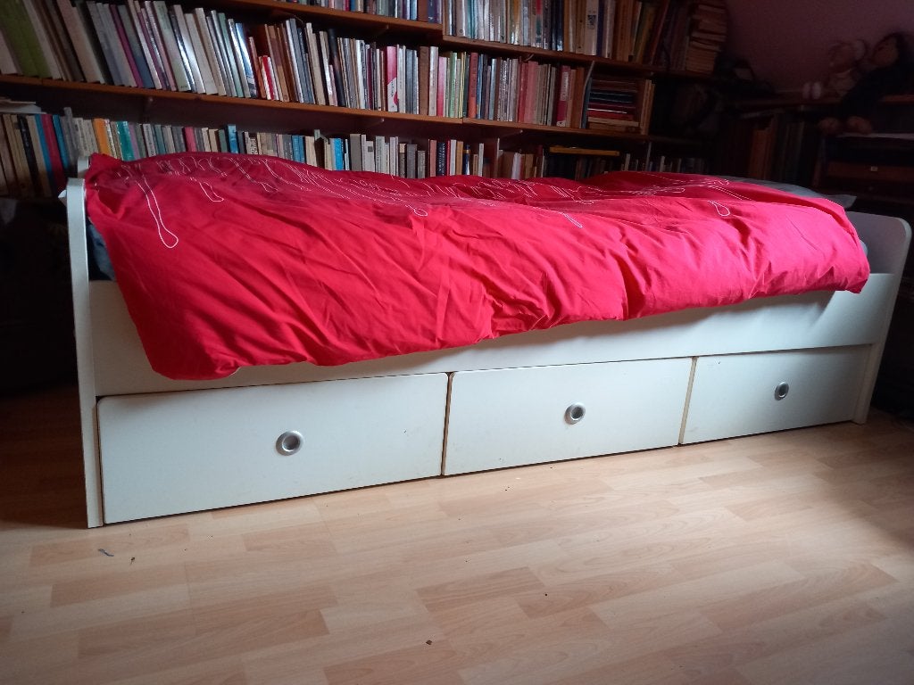 1 persoons bed met 3 laden, Huis en Inrichting, Ophalen, Overige materialen, Gebruikt, 90 cm