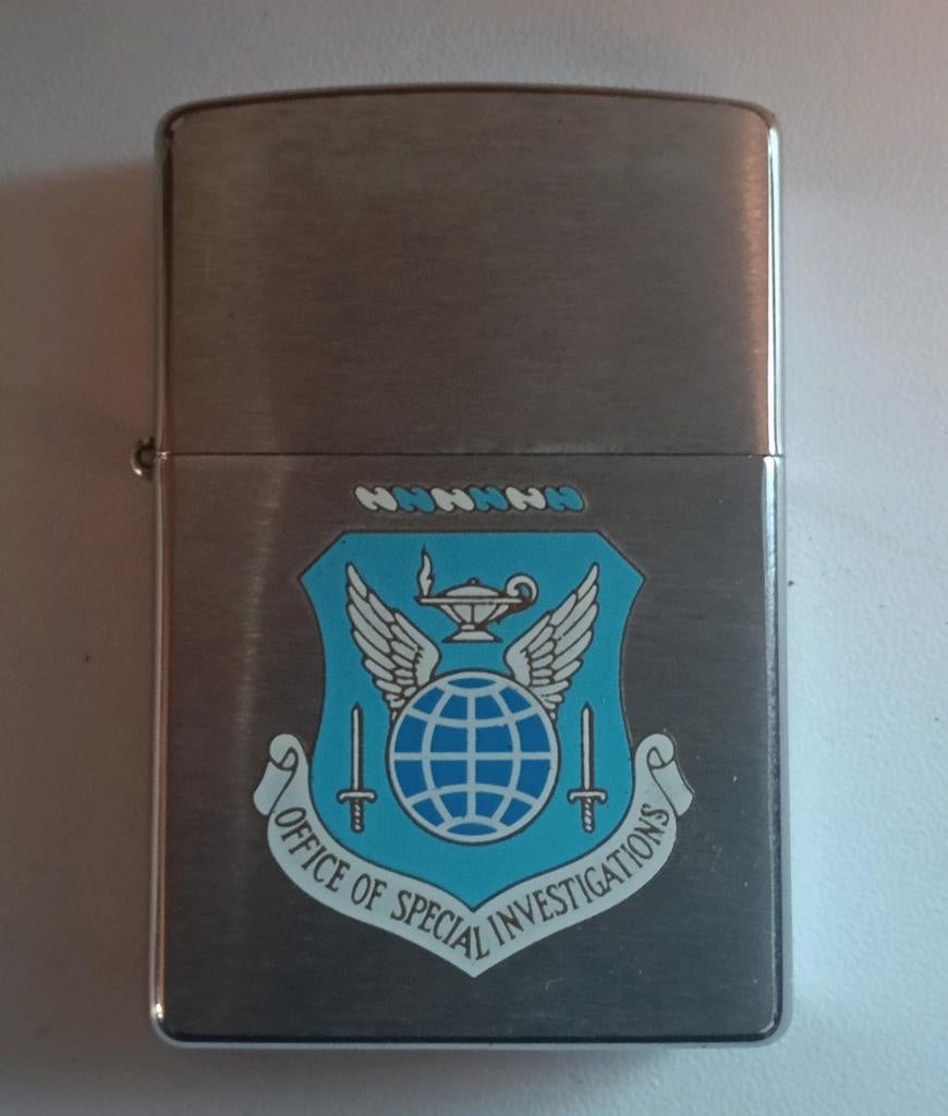Zeldzame Zippo - Office of Special Investigations, Verzamelen, Ophalen of Verzenden, Zo goed als nieuw