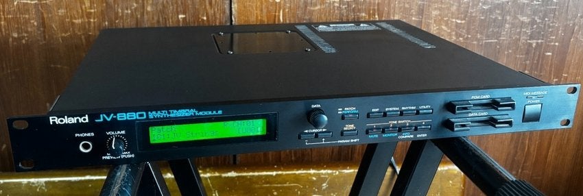 Roland JV-880, Ophalen of Verzenden, Roland