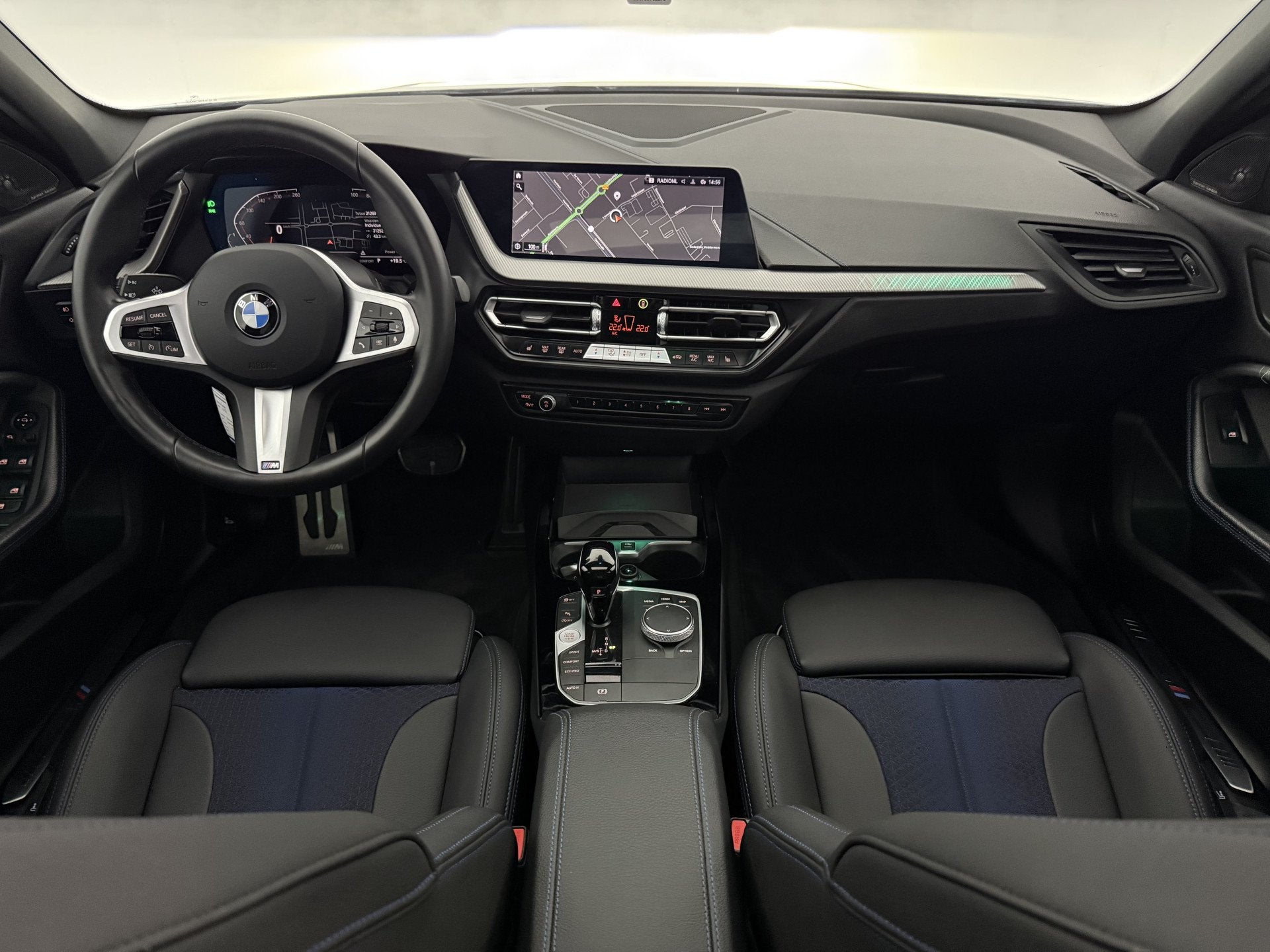 BMW 1-serie 118i M-Sport | Pano | Virtual | H/K | Sfeer | Ca, Auto's, 136 pk, Gebruikt, Origineel Nederlands, 3 cilinders