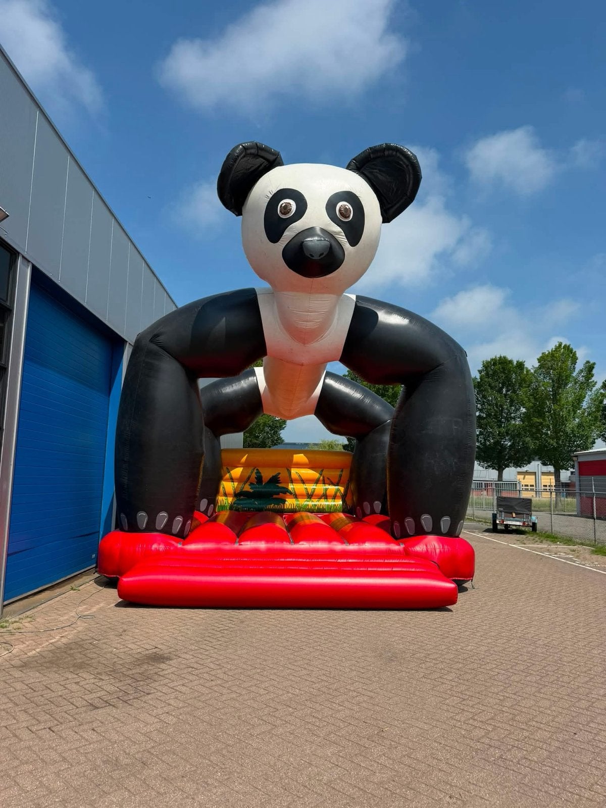 Springkussen 5x7 Panda met 2 blowers, Ophalen of Verzenden, Zo goed als nieuw
