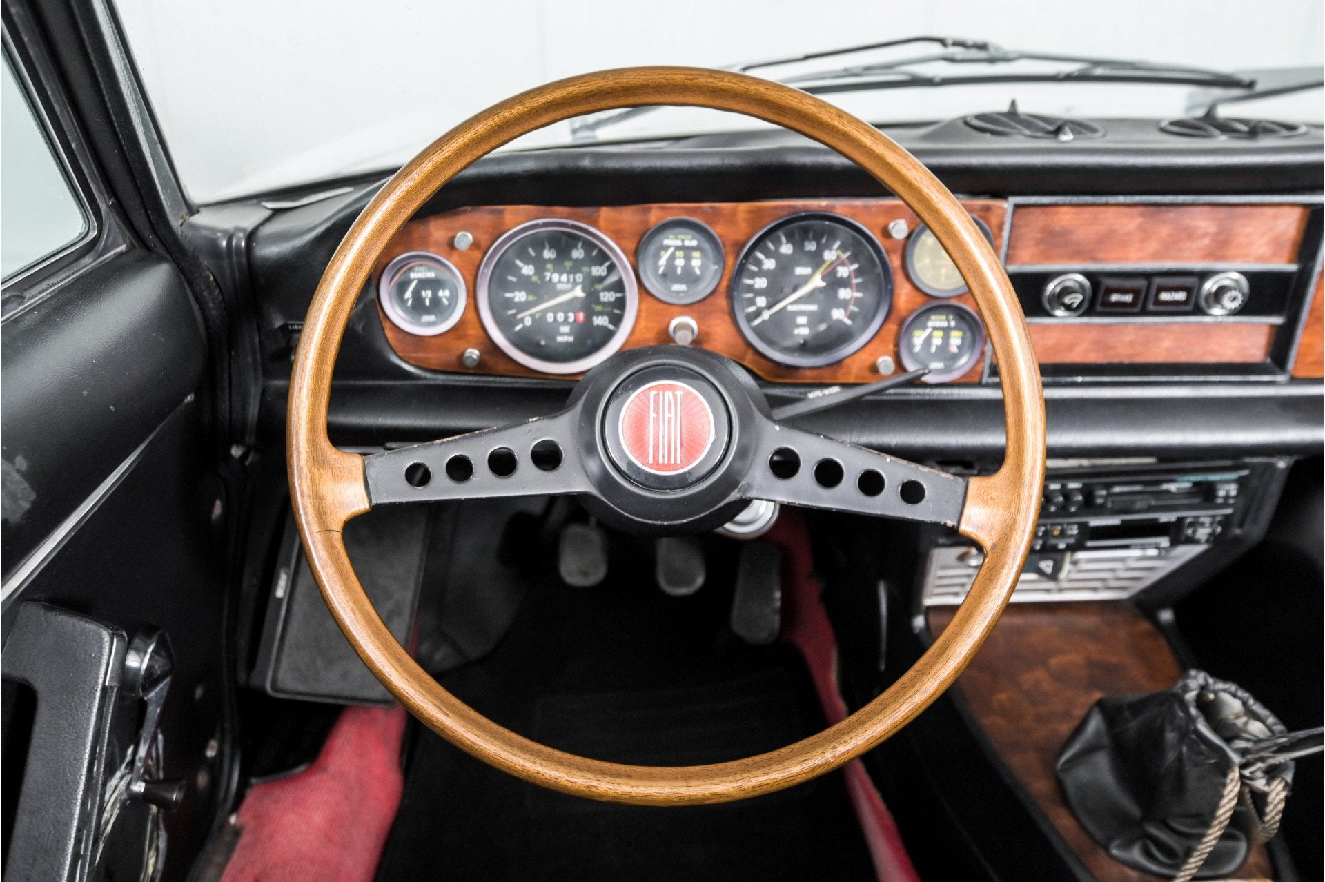 Fiat 124 Spider . (bj 1977), foto 5