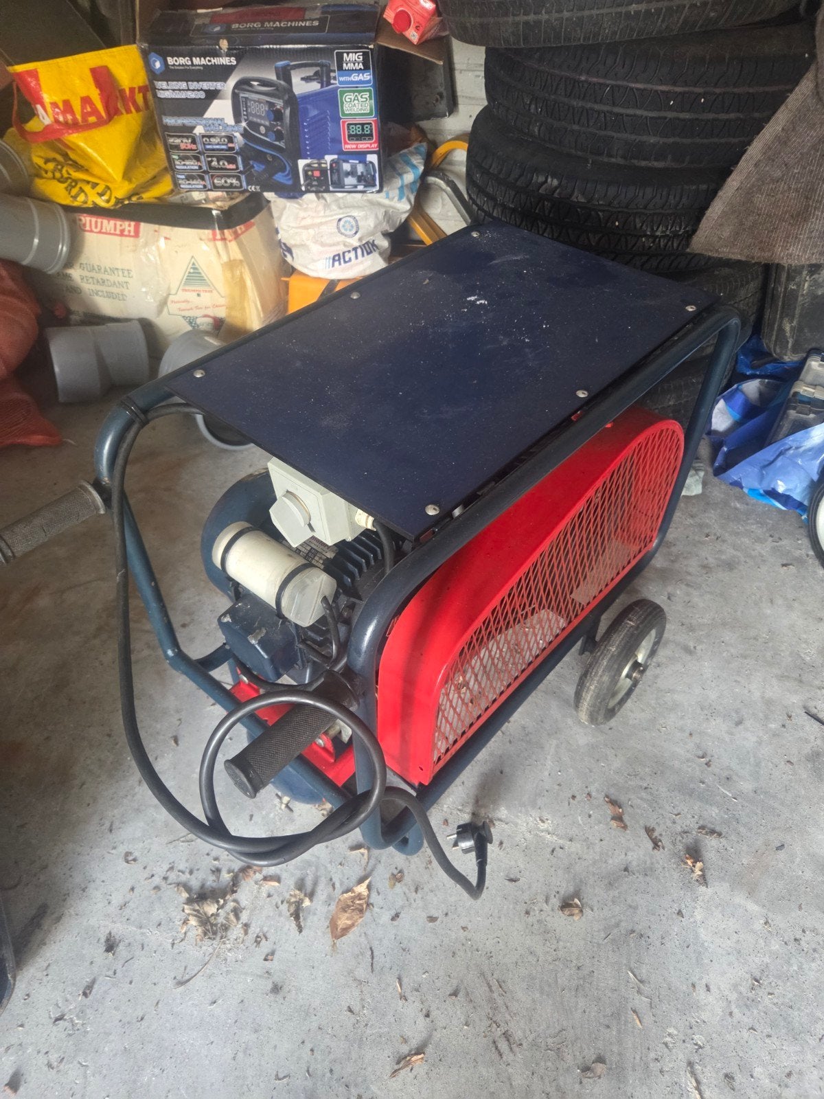 aang goede compresso, Minder dan 25 liter, Ophalen, Gebruikt, Minder dan 200 liter/min
