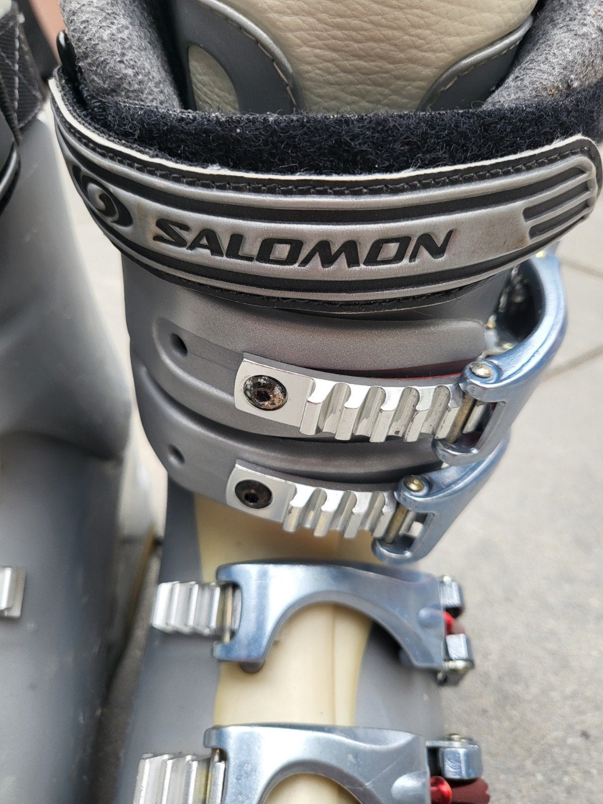 Salomon skischoenen maat 36.5 zo goed als nieuw, Schoenen, Zo goed als nieuw, Skiën, Salomon