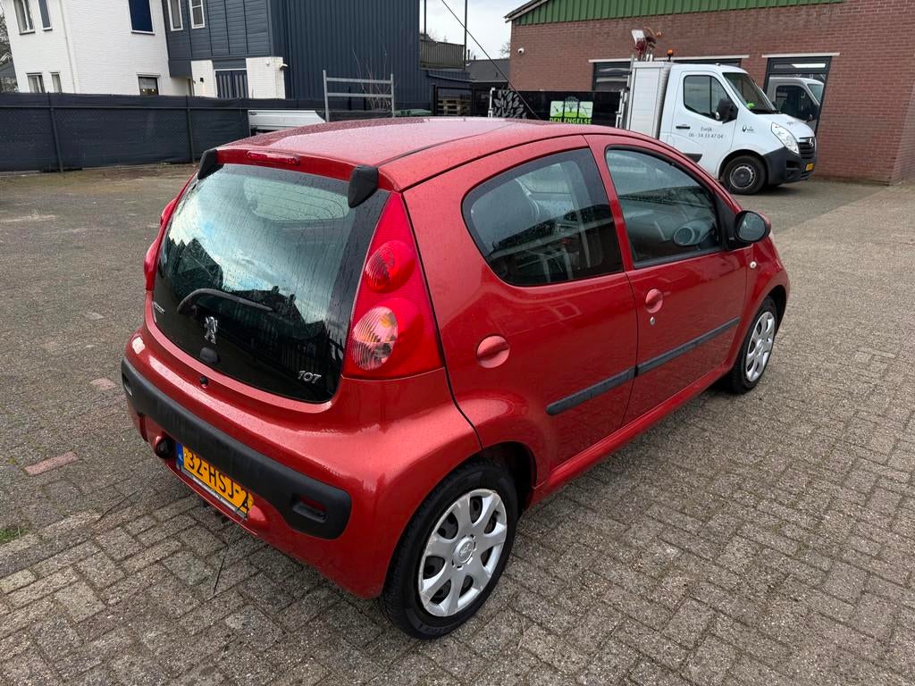 Peugeot 107 1.0 | NWE APK | Airco | 5 Deurs | Trekhaak |, Auto's, Peugeot, Voorwielaandrijving, Gebruikt, Overige kleuren, 4 stoelen
