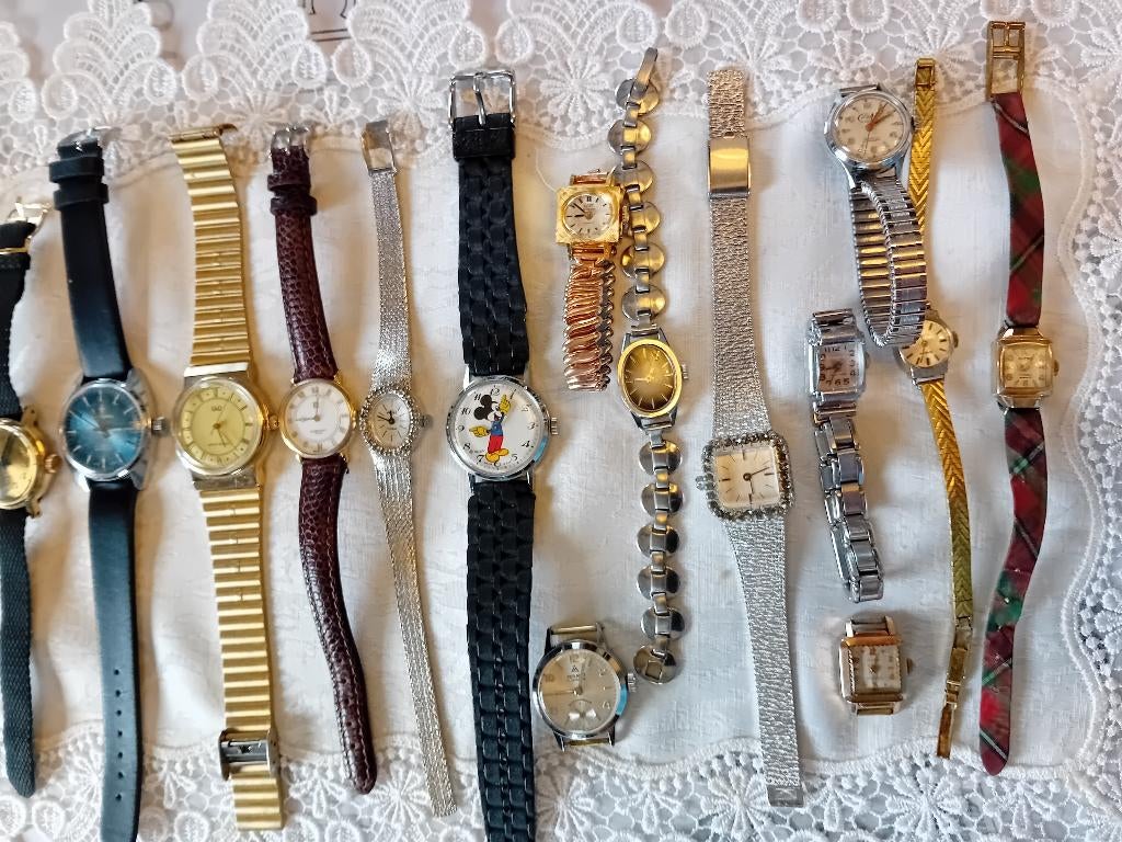LOT vintage hand opwind horloge, Overige merken, Polshorloge, Ophalen of Verzenden, Leer