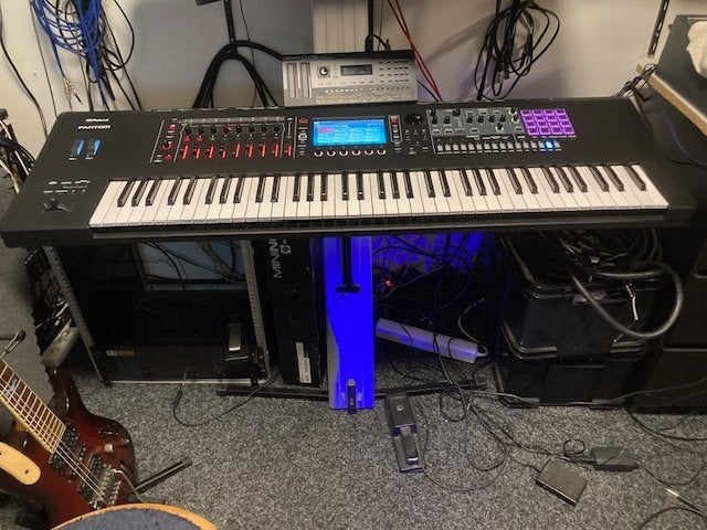 Roland Fantom EX  7, Ophalen, Roland, Zo goed als nieuw, Met midi-aansluiting