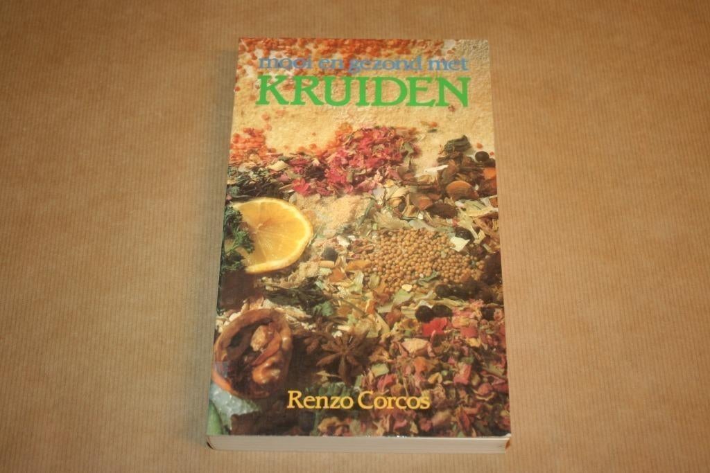 Mooi en gezond met kruiden - Renzo Corcos, Boeken, Ophalen of Verzenden, Gelezen, Kruiden en Alternatief