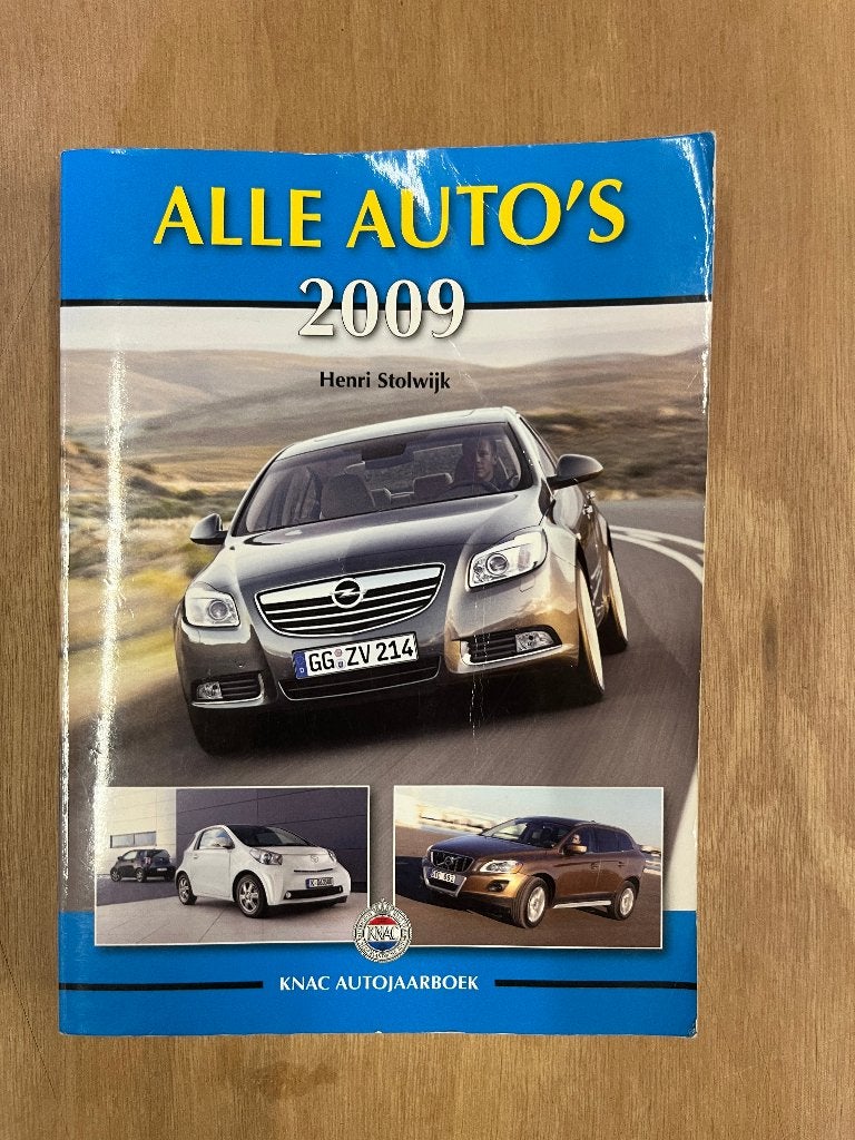 Boek:  alle auto's 2009, knac autojaarboek, Ophalen of Verzenden, Gelezen, Algemeen