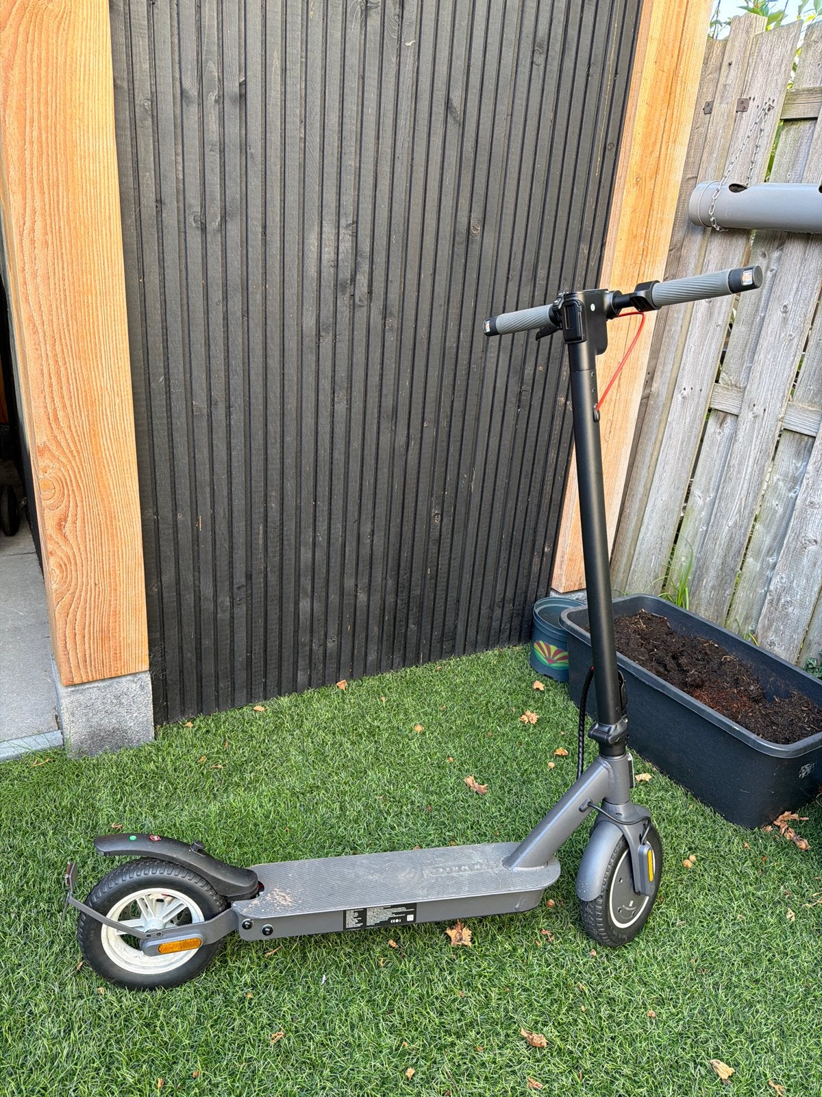 Zo goed als nieuw elektiche step, Fietsen en Brommers, Ophalen, Zo goed als nieuw, Elektrische step (E-scooter)
