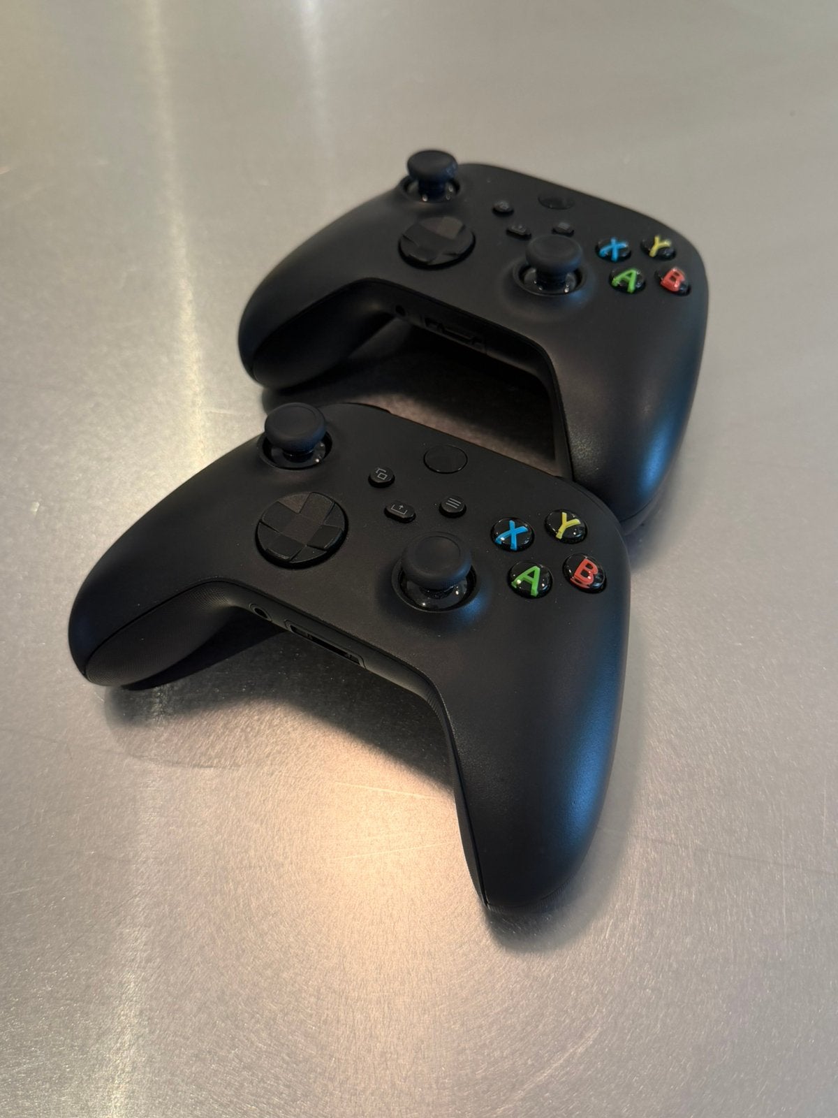 2x originele Xbox Wireless Controller – zwart, Spelcomputers en Games, Ophalen of Verzenden, Zo goed als nieuw, Controller, Xbox Original