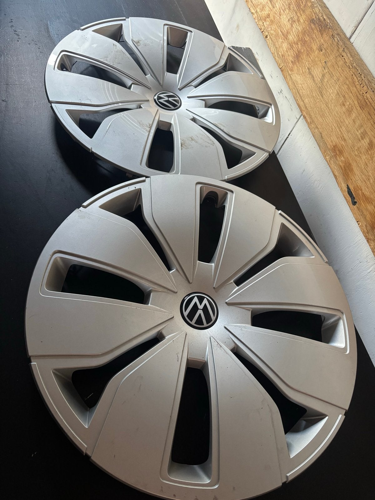 Wieldoppen Volkswagen (2 stuks), Ophalen, Gebruikt
