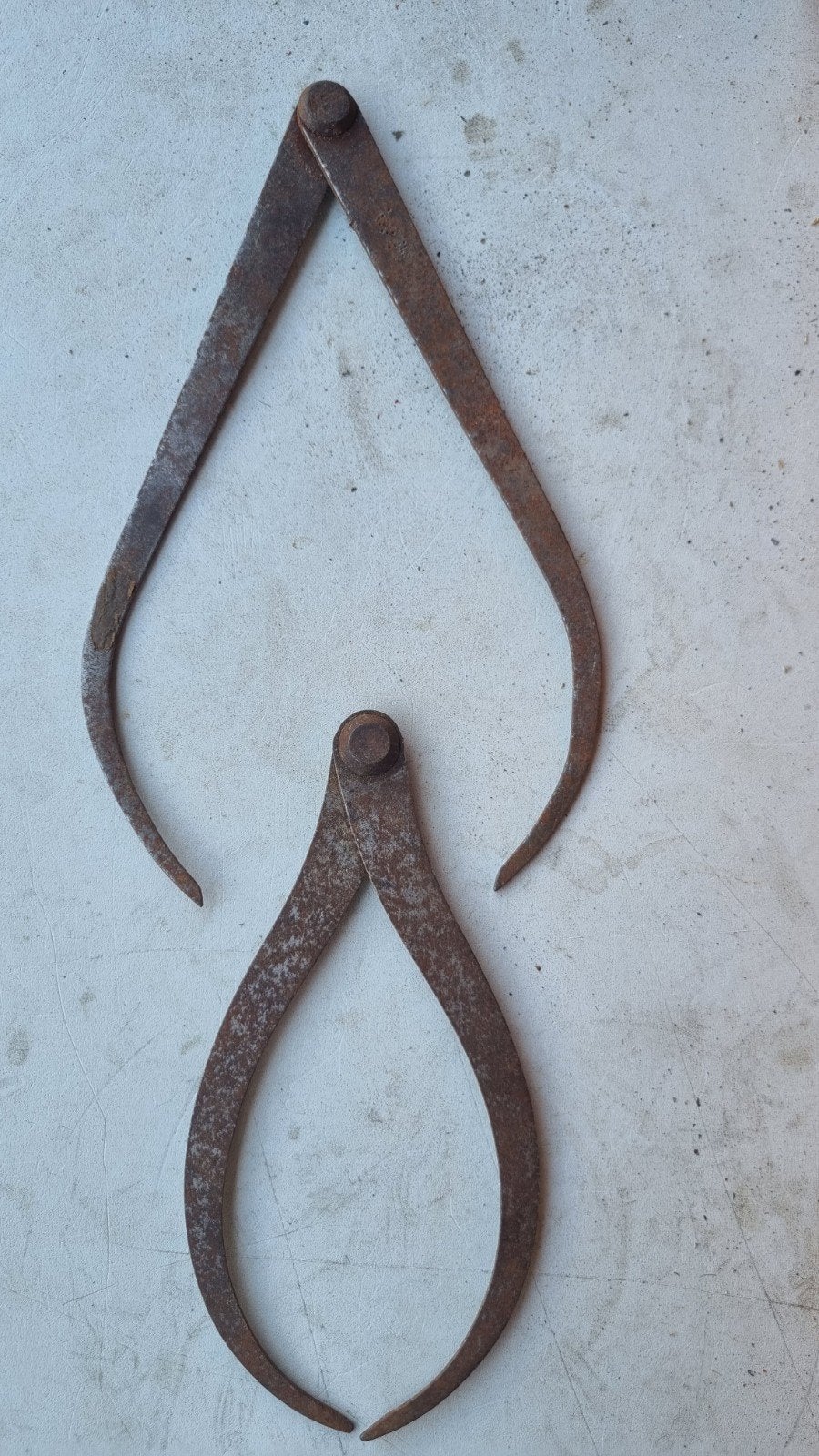Antieke roestige passers set - Vintage gereedschap, Antiek en Kunst, Antiek | Gereedschap en Instrumenten, Ophalen of Verzenden