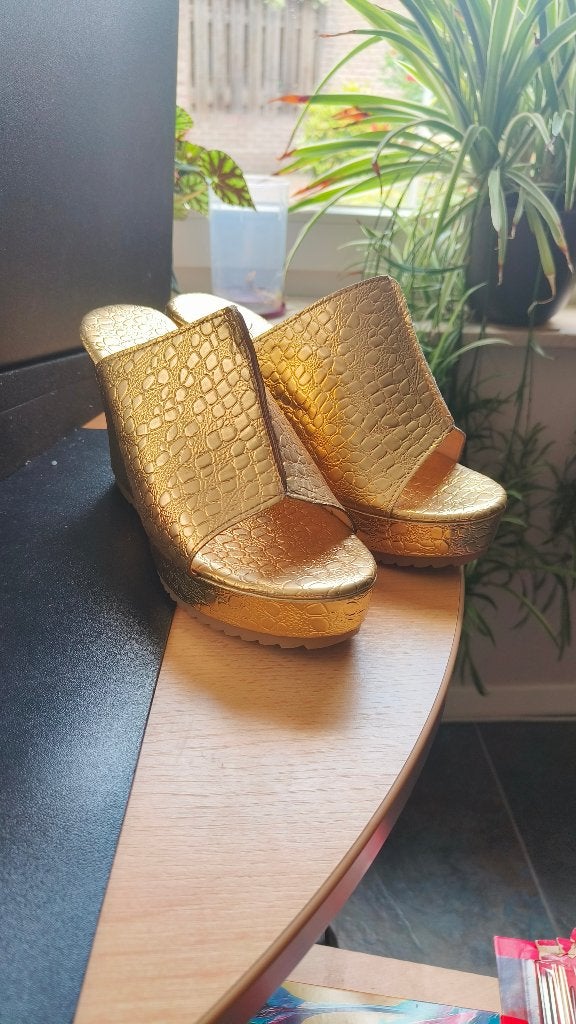 Gouden gala pumps, Pumps, Luna, Geel, Ophalen of Verzenden