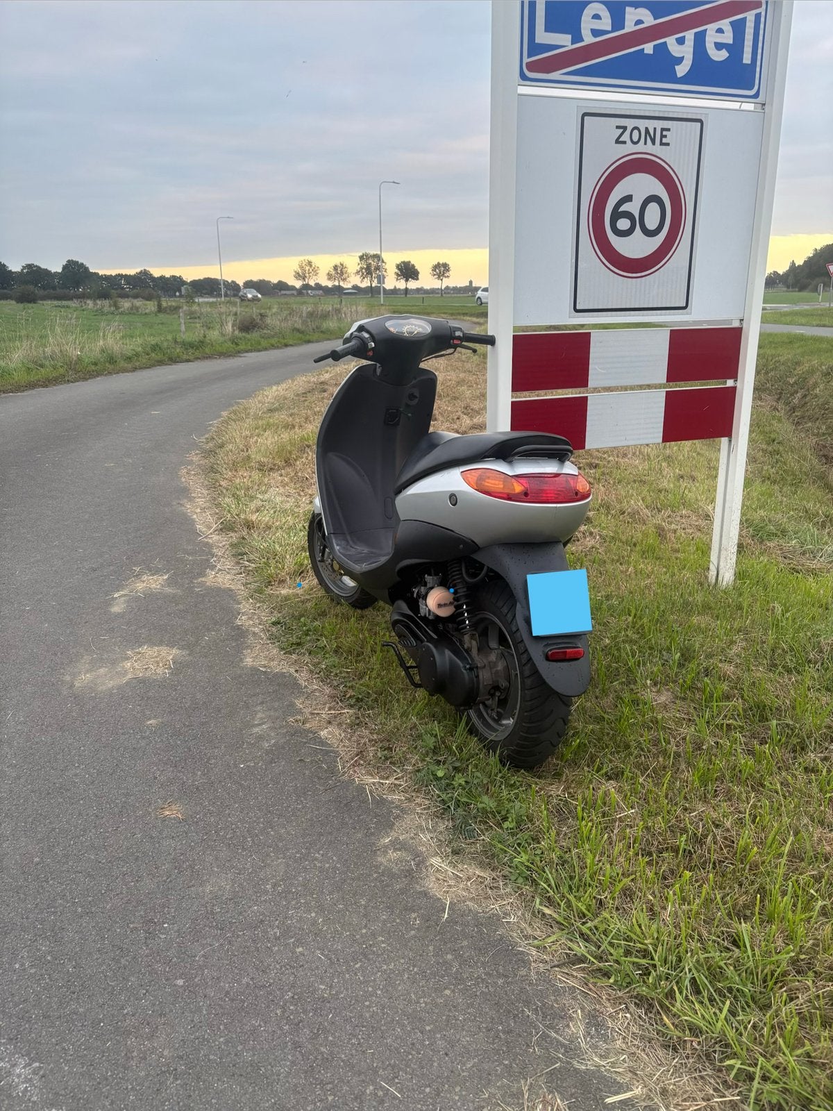 Peugeot vivacity | 70cc | snor, Ophalen, Zo goed als nieuw, Benzine, Vivacity