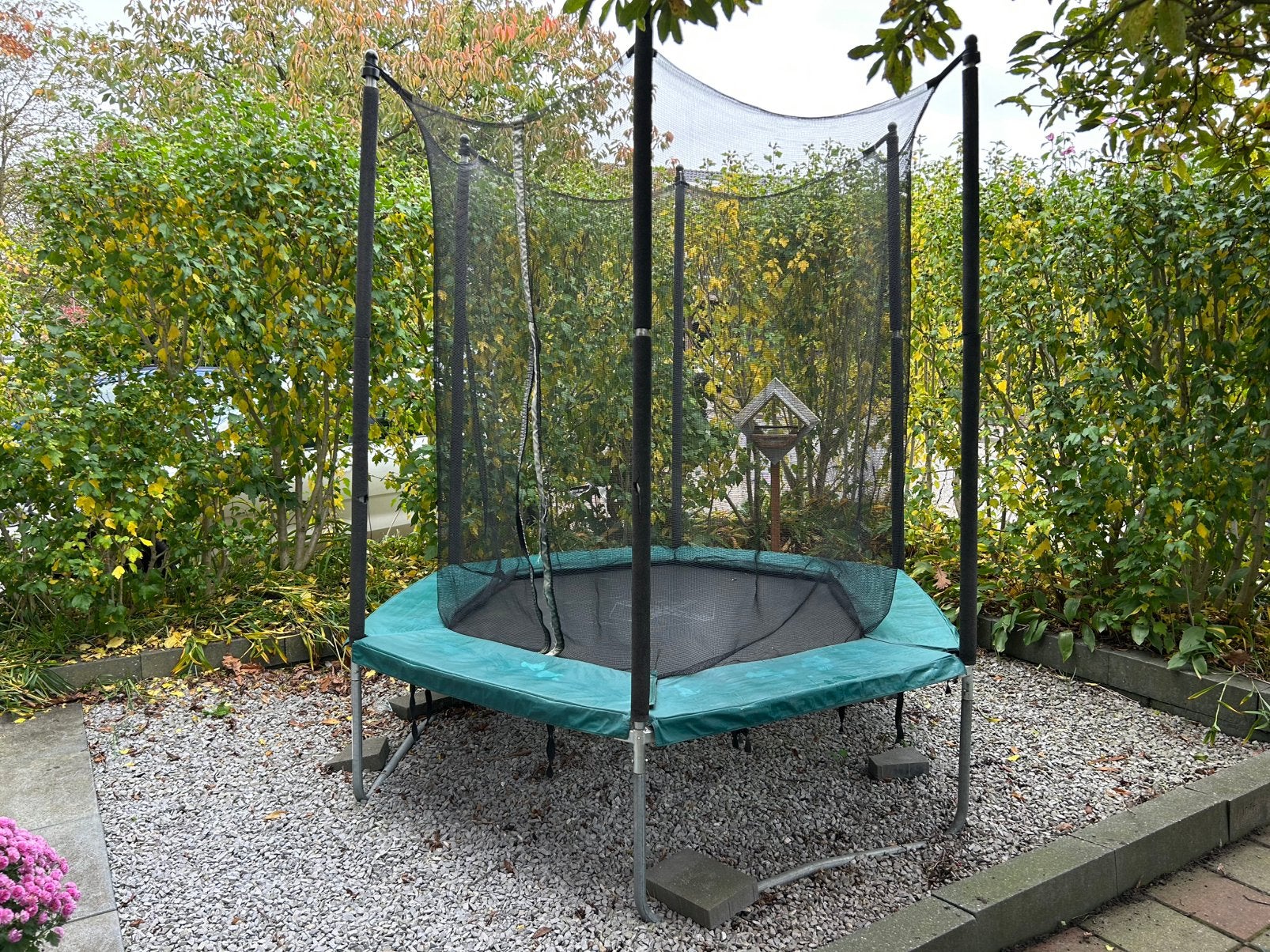 Trampoline Hexagonal 240 decathlon met afdekzeil, Ophalen, Gebruikt