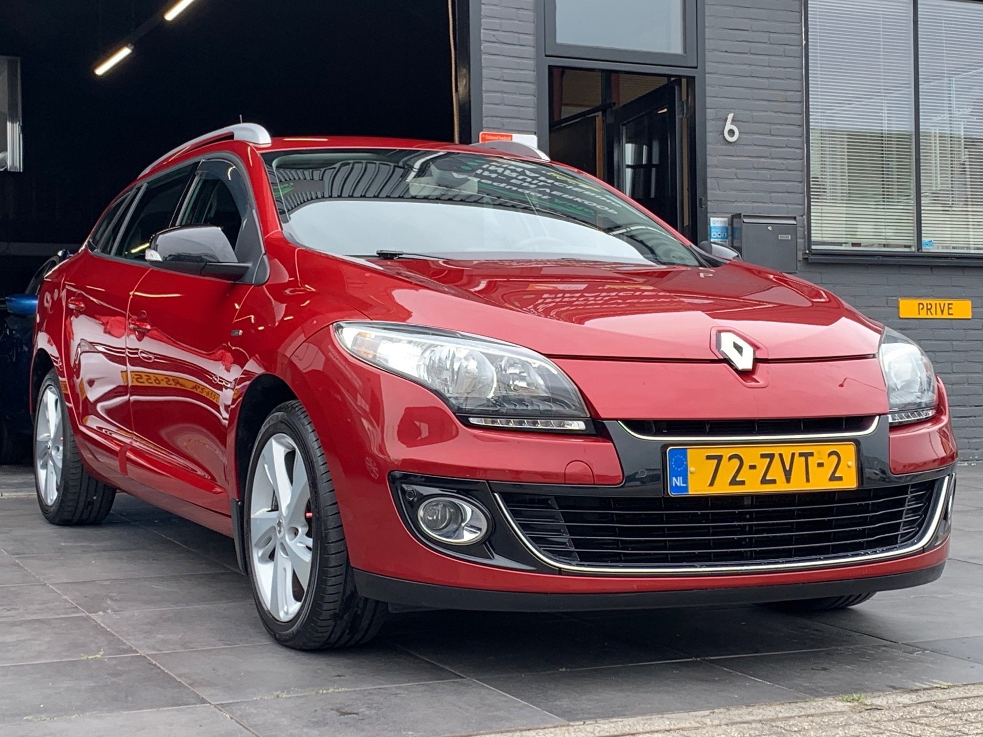 Renault Mégane Estate 1.2 TCe Bose|1e eig|NAP|Camera|Cruise, Voorwielaandrijving, Euro 5, Gebruikt, 4 cilinders
