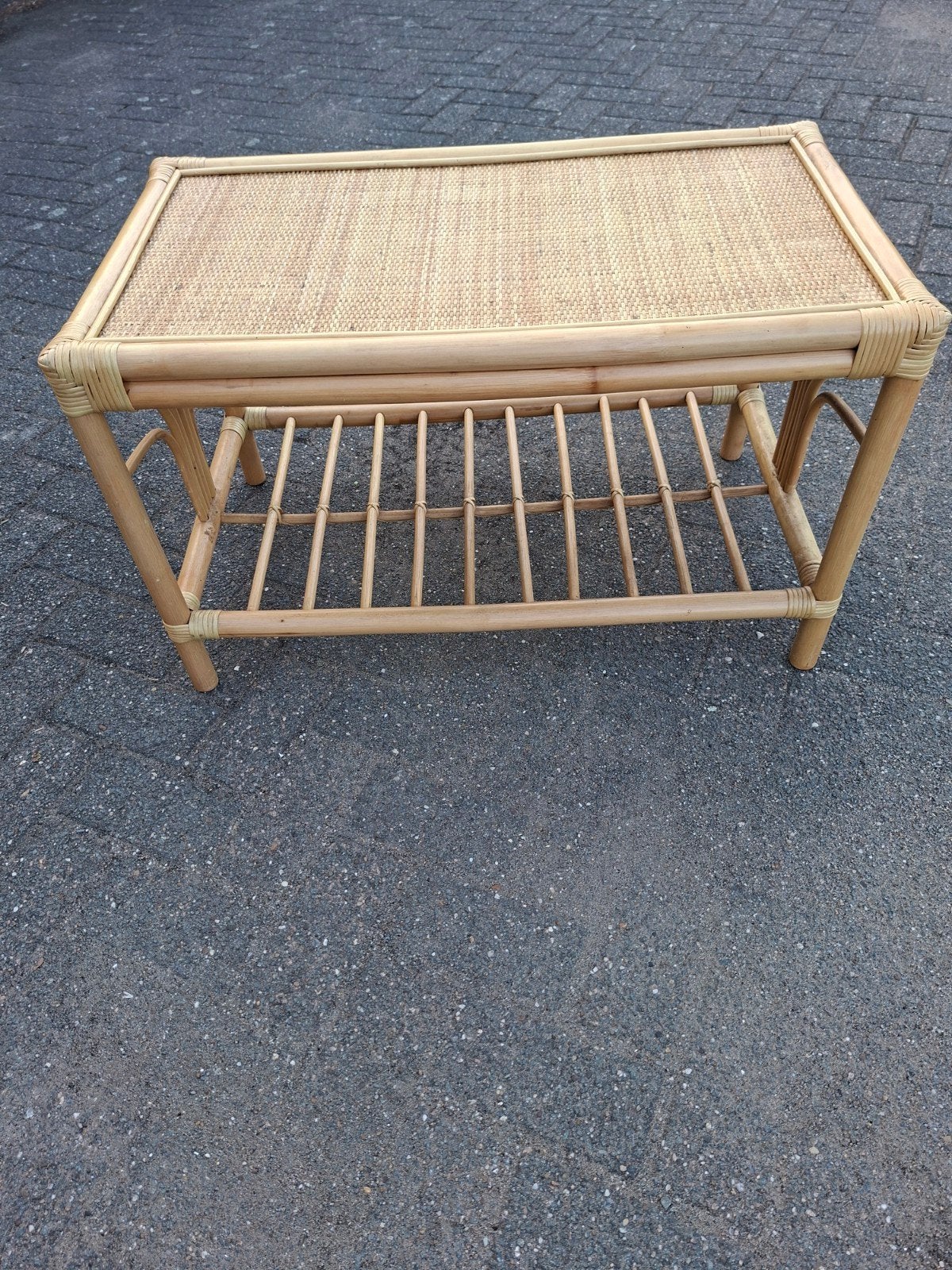 Rotan bijsteltafels, Minder dan 55 cm, Zo goed als nieuw, Rechthoekig, Ophalen